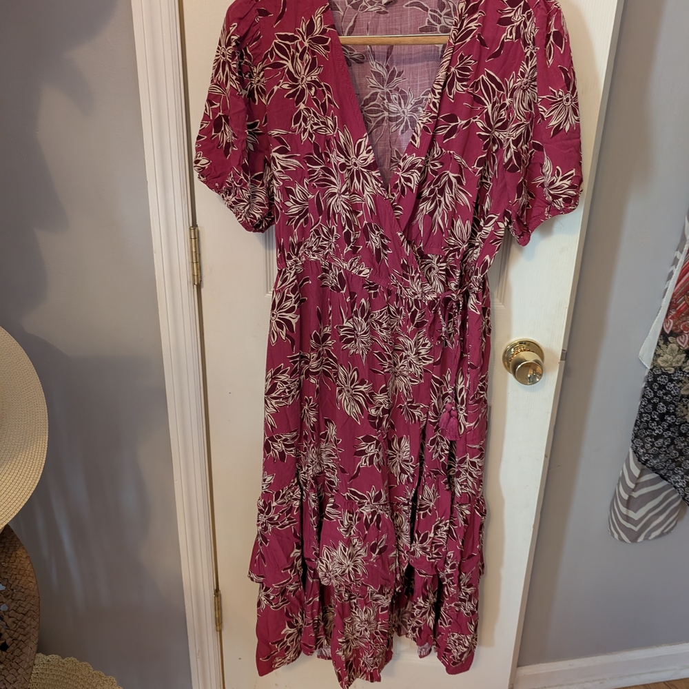 Knox Rose Magenta Floral Midi Dress